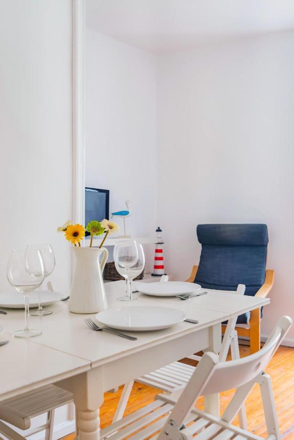2Br At Chiado Historical Heart Of Lisbon Apartment Exterior photo